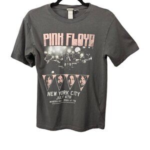 H&M Pink Floyd Rock Band New York City Concert Graphic T Shirt